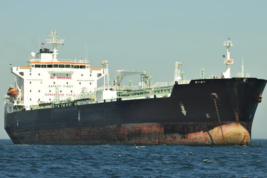 tanker petrelaio